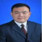 次春雷公开学术肖像