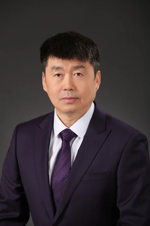 刘静民公开学术肖像
