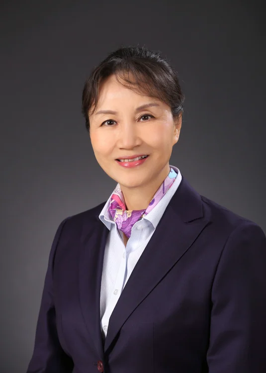 于芬公开学术肖像