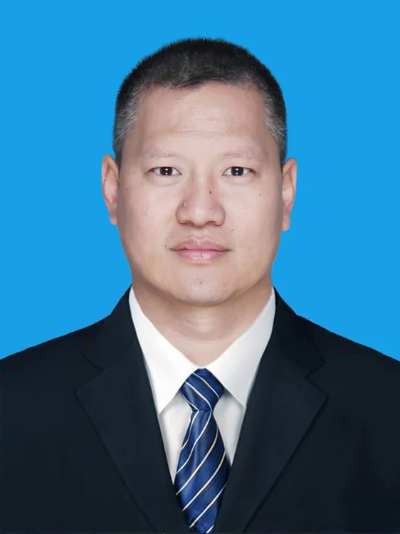 周珂公开学术肖像